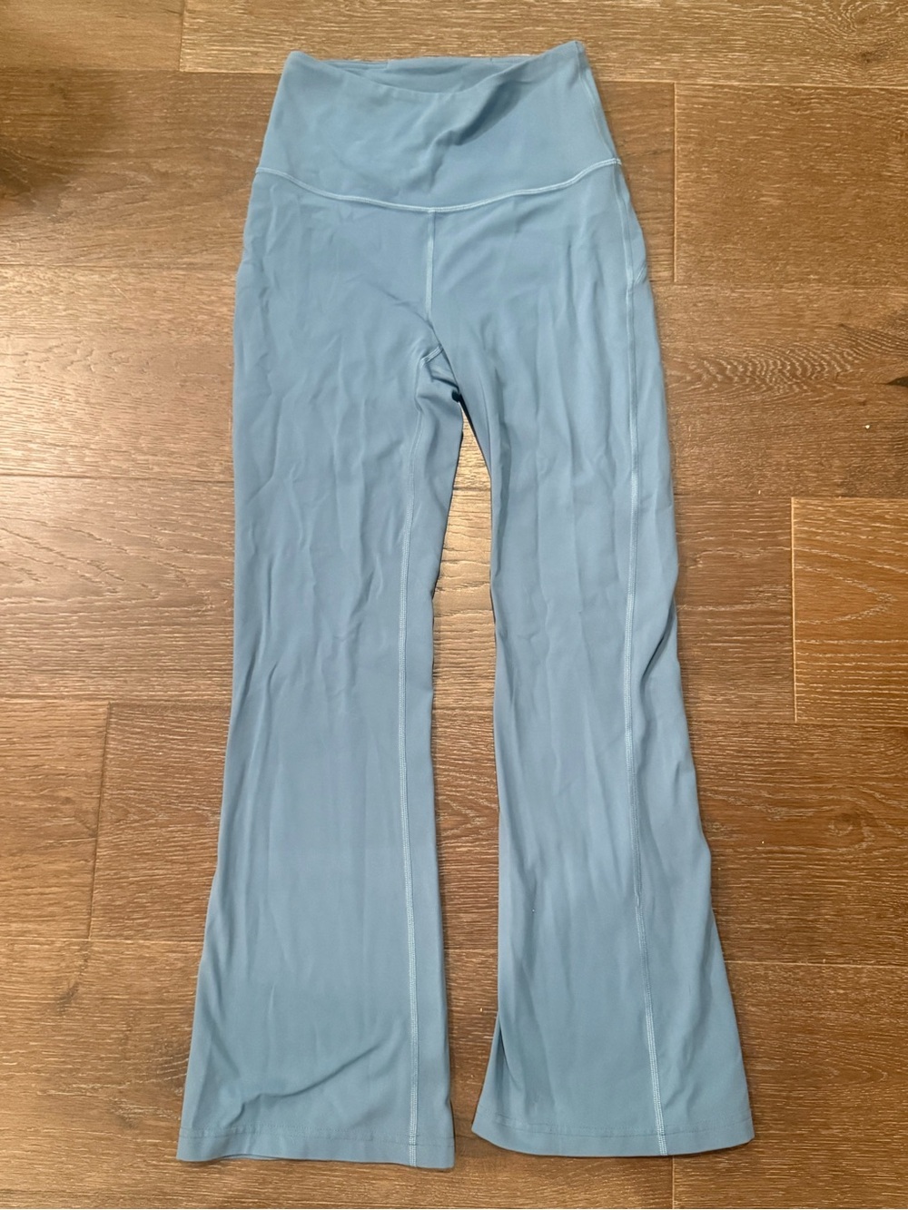 Lululemon High-Waist Blue Flare Active Leggings- Size 4
